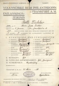Libreta de Notas del colegio al que asistía en Frankfurt, 1938.