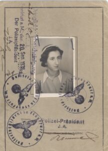 Cédula de Identidad Alemana, 1938. (II)