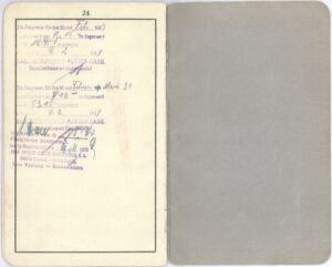 Pasaporte de Chawa Miszne de Rezepka y su hijo Salo Rezepka (VII).