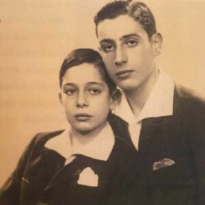Los hijos de Hedwig, Laszlo y Andrés Stern, en Budapest antes de la guerra.